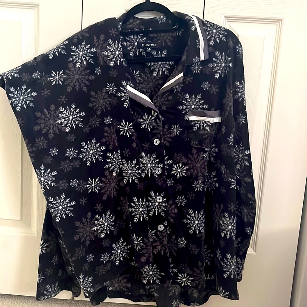 Woman’s PJ Set - Size XL